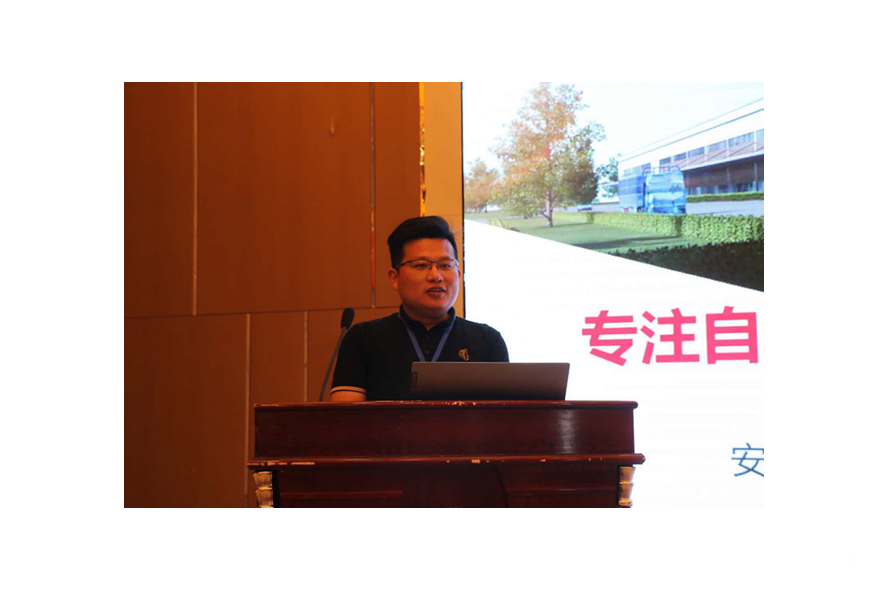 華興車輛副董事長(zhǎng)陳陽(yáng) 華興車輛副董事長(zhǎng)陳陽(yáng)